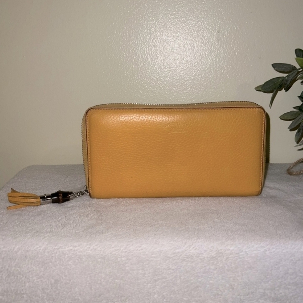 Gucci Bamboo Long Zip Around Wallet